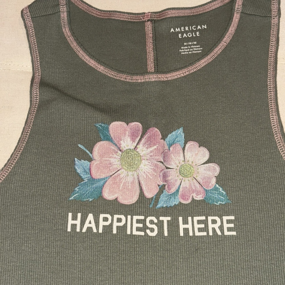AE Graphic “HAPPIEST HERE” Cropped Tank Top, Size Medium - Picture 3 of 12